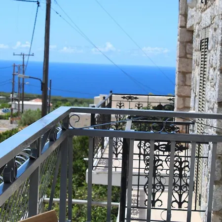 Melita Traditional Stone House * Pírgos Dhiroú