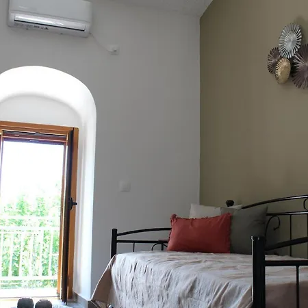 Melita Traditional Stone House Apartment *